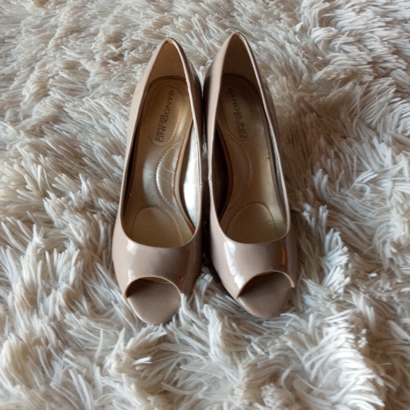 Bandolino nude heels original tag attached not worn - Picture 2 of 6